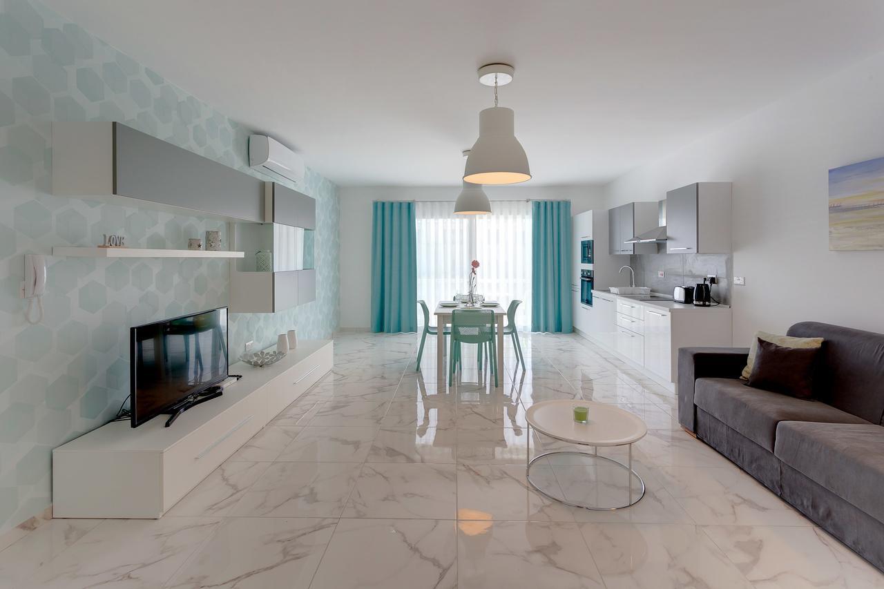 Marvelous 2 Bedroom Apartment By The Sea Qawra Exterior foto
