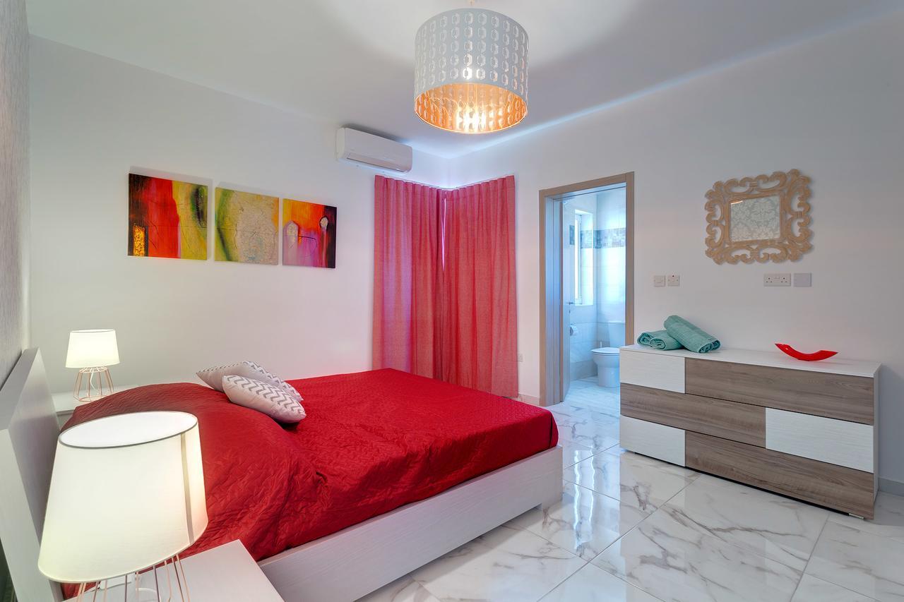 Marvelous 2 Bedroom Apartment By The Sea Qawra Exterior foto